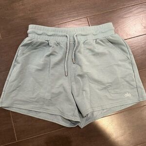 ALO Yoga women’s shorts